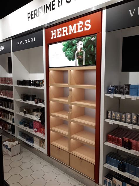 hermes barcelona airport|More.